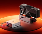Модель Maco-L 7735U оснащена портами OCuLink и USB4. На фотографии: конфигурация с внешним графическим процессором (eGPU) и мини-ПК.