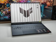 Asus TUF Gaming A16 (источник изображения: Notebookcheck)