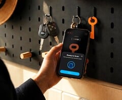 Функция «Autonomous Key» блокирует приложения до тех пор, пока ключ не будет отсканирован с помощью NFC.