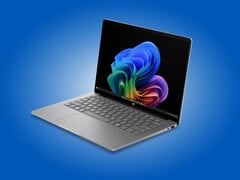 Ноутбук HP OmniBook 5 14 в одном из четырёх цветов, представленных при запуске.