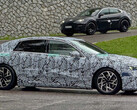 Mercedes C-Class EQ: шпионские снимки нового электрического седана - прорыв в дизайне и дальности хода. (Источник изображения: Андрей Неделя)pdate обещания значительно ограничены.