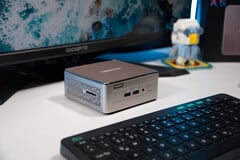 Geekom A5 2027 Edition с AMD Ryzen 7 7730U