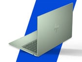 OmniBook 5 может оснащаться оперативной памятью объемом до 16 ГБ и процессором Core 7 350. На фото: отредактированное рекламное изображение, на котором показана задняя сторона ноутбука.