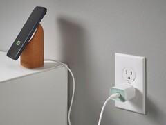 Зарядное устройство IKEA Sjöss 20W USB-C обеспечивает доступную быструю зарядку для телефонов и планшетов. (Источник изображения: IKEA)