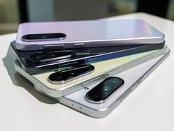 Samsung Galaxy A36 5G выпускается в разных цветах (источник изображения: Daniel Schmidt)