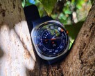 Обзор Samsung Galaxy Watch Ultra 2025: Теперь в синем цвете