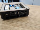 Компания Sapphire продемонстрировала новый мини-ПК на базе AMD (источник изображения: Computerbase)