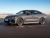 На фотографии представлен автомобиль BMW i4 eDrive40