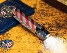 Фонарь Olight ArkPro Stars &amp; Stripes Edition оснащён широким световым пучком мощностью 1 500 люмен.