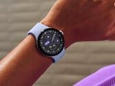 Сообщается, что в будущем часы Google Pixel Watch можно будет разблокировать с помощью подключенного смартфона.