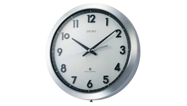 Оригинальные настенные кварцевые часы Seiko SPX-961 Spiral Crystal 1968 года.