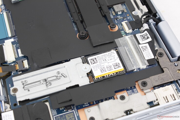 Поддерживает всего один M.2 SSD длиной до 80 мм