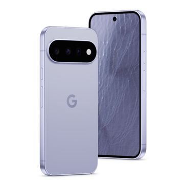 Pixel 11 в цвете «Frost»