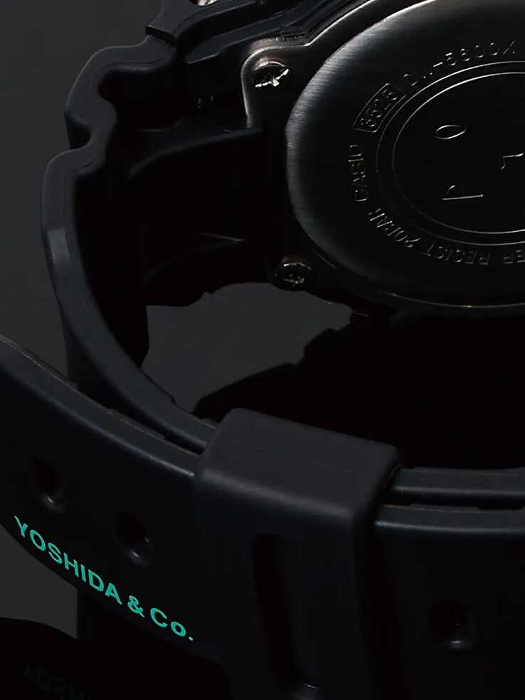 Часы Casio G-Shock x Porter Kobe DW-5600. (Источник изображения: PR Times)