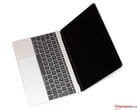 12-дюймовый MacBook по-прежнему остаётся самым лёгким MacBook за всю историю.
