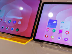 слева направо: Galaxy Tab S11 Ultra и Tab S11 (Источник изображения: Дэниел Шмидт)