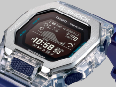 В новых часах Casio GBX-100S массивный корпус из смолы заменен на прозрачную оболочку в стиле 