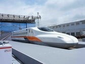 Вид спереди нового N700ST