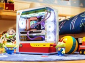MSI выпускает несколько компонентов для настольных игровых ПК с красочным дизайном в стиле "Истории игрушек" (Источник изображения: MSI)