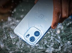 OnePlus Nord CE6 водонепроницаем, и сенсорный экран также должен реагировать на влажные пальцы.
