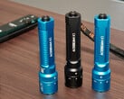 Модель K1 справа обозначена как "Red" и предлагает красный свет вместо ультрафиолетового наряду с голубым лазером