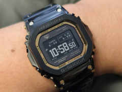 Часы Casio G-Shock GMW-BZ5000GD-1 (на фото). (Источник изображения: WatchUSeek)