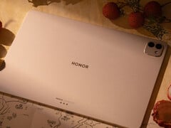 Honor MagicPad 3 будет поставляться с огромным обновлением батареи. (Источник изображения: Digital Chat Station)