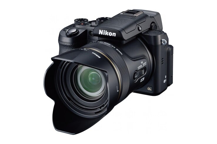 Кроме того, была представлена модель Nikon DL в версии с суперзумом и объективом 24–500 мм.