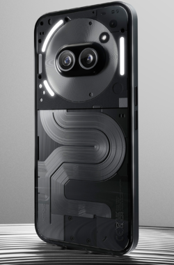 Nothing Phone (2a) Plus в черном цвете