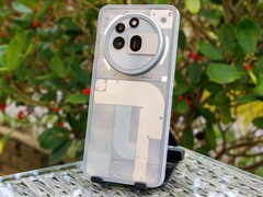 После нескольких месяцев утечек и тизеров наконец-то состоялся анонс Nothing Phone (3a) Pro (источник изображения: Notebookcheck)