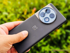 OnePlus 12 скоро получит новые функции искусственного интеллекта во всем мире. (Источник изображения: Notebookcheck)