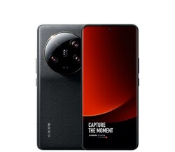 Xiaomi 13 Ultra в черном цвете