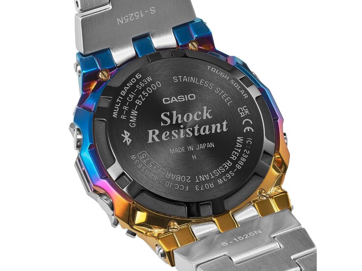 Часы Casio G-Shock GMW-BZ5000RC-1