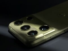 Модель Motorola Signature 27 в цвете «Capulet Olive»