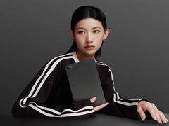 Стоимость Redmi K Pad 2 в Китае составляет около $527. На снимке: промо-фотография черной расцветки.