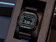 Часы Casio G-Shock GM-5600BWD-1 (на фото) были разработаны в сотрудничестве с часовым отделом Bamford. (Источник изображения: Casio)