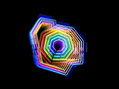 Декоративное изображение. Ученые нашли новый способ управления световыми волнами. (Источник изображения: Sebastián Brito via Unsplash)