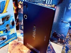 Игровой планшет Lenovo Legion Tab 5-го поколения оснащен процессором Snapdragon 8 Elite 5-го поколения.