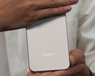 Руководитель компании Oppo Чжоу Ибао рассказывает о дизайне задней панели Find X9. (Источник изображения: Чжоу Ибао)