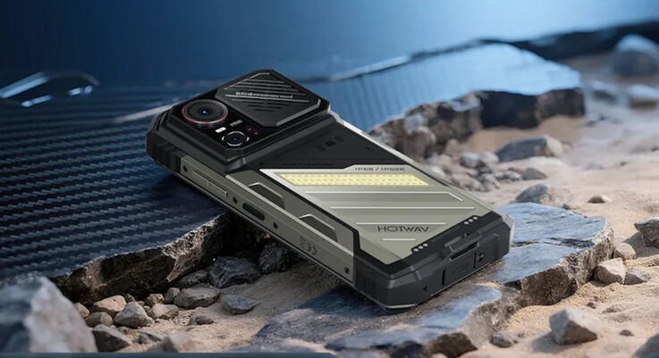 Устройство оснащено камерой ночного видения (Источник изображения: Hotwav)