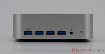 Geekom A7 Max - Разъемы на передней панели