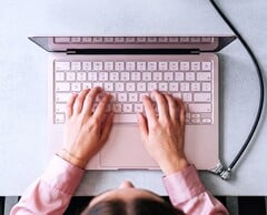 Устройство MacBook Neo Lock разработано для того, чтобы затруднить кражу ноутбука.