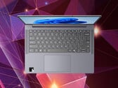 IdeaPad Slim 3x 14Q7X11 весит 1,3 кг.