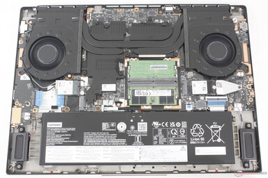 Блок охлаждения Legion 7 16 рассчитан на 145 Вт. (Источник изображения: Notebookcheck)