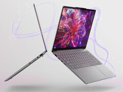 Yoga Slim 7i Aura Edition (14IPH11) поставляется в двух цветах на выбор.