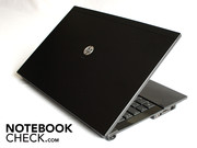 HP ProBook 5310m - это 13.3-дюймовая модель с поверхностью из шлифованного алюминия.