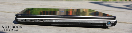 Right: 3 x USB 2.0, DVD-привод, разъем питания