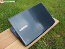 Samsung ATIV Book 2 - 270E5E использует похожий корпус.