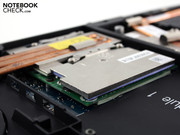GeForce GTX 460M подсоединен к материнской плате через MXM, что обеспечивает возможность конфигурирования систем Alienware.