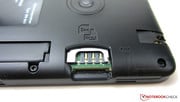 Слот micro-SIM и microSD
